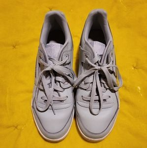 Women Reebok - 8 - Soft Green